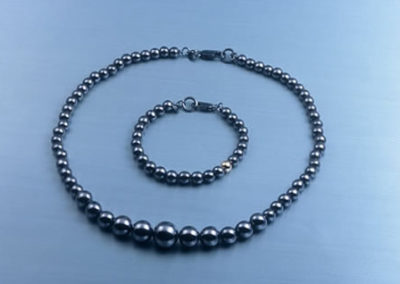 Black Pearl Necklace